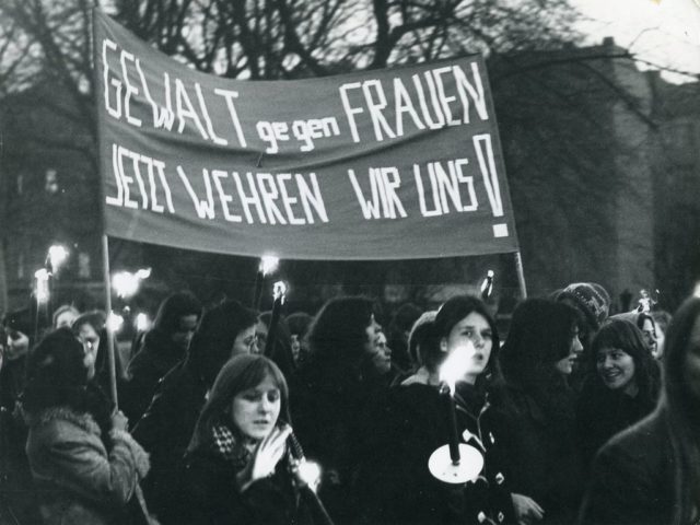 Demonstration, 1976, © Redl-von Peinen, Margarete (FMT-shelfmark: FT.02.006)