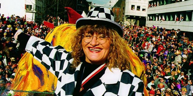 Alice Schwarzer Karneval 1995